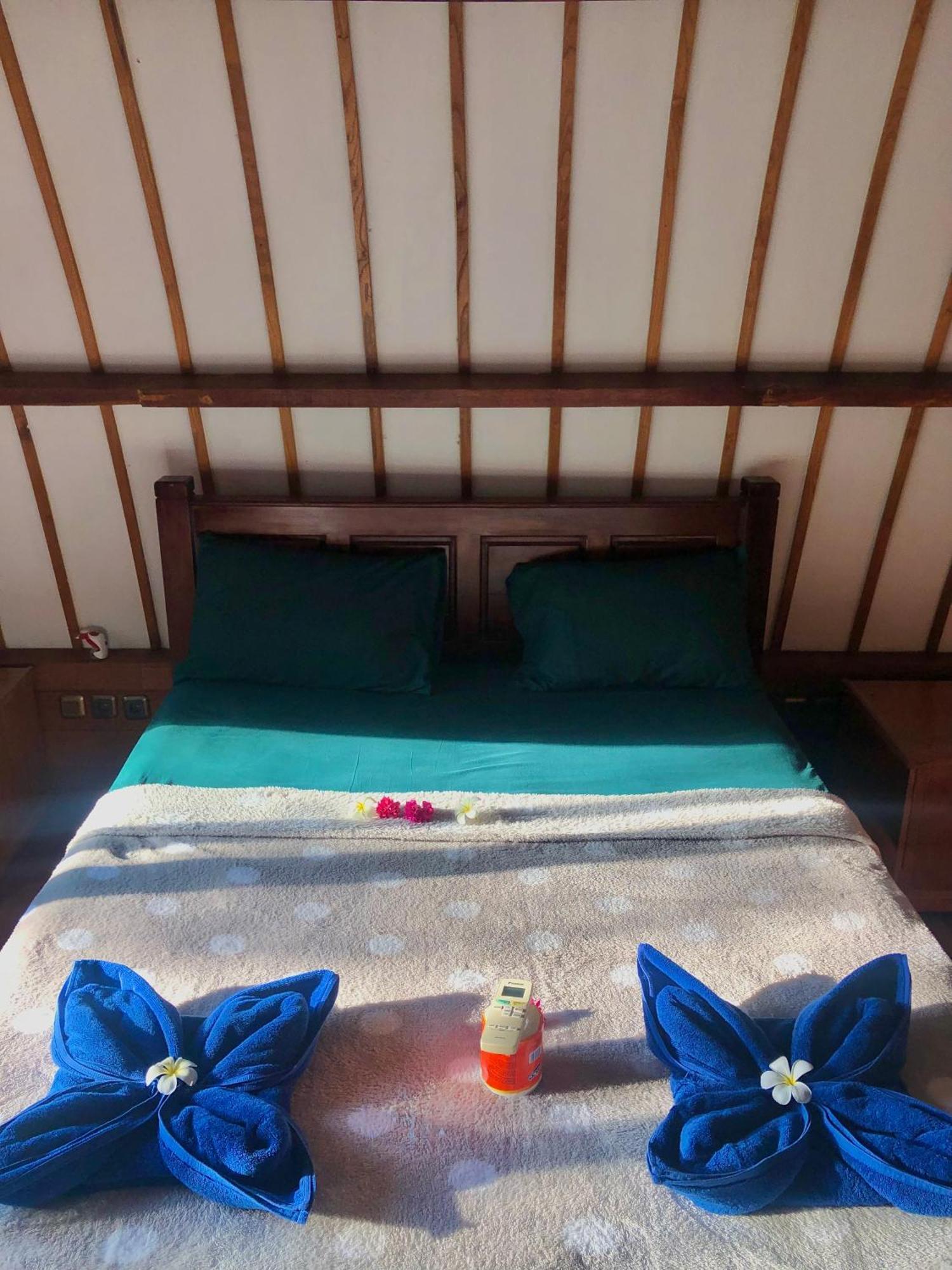 Hotel Blue Moon Meno Gili Meno Zewnętrze zdjęcie